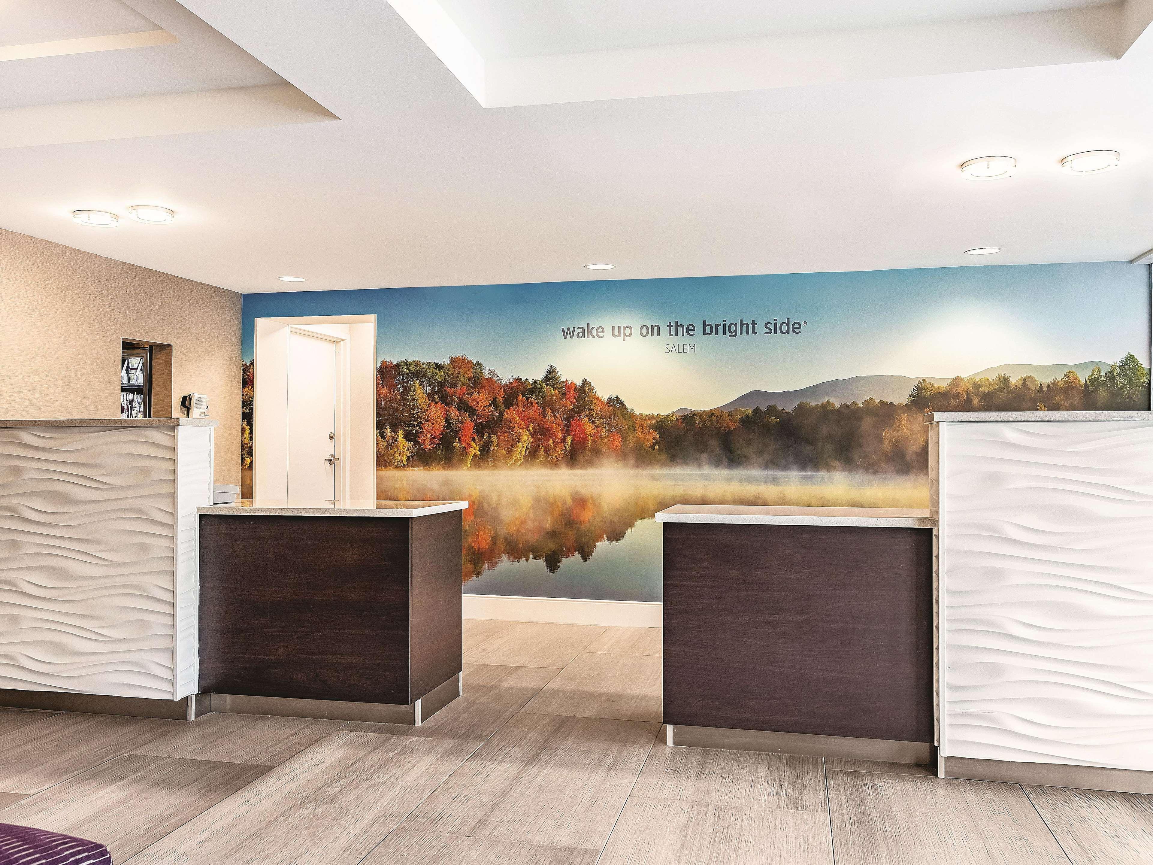 Отель La Quinta By Wyndham Salem Nh Экстерьер фото